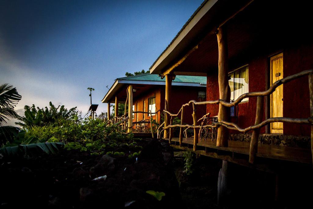 Pikera Uri Eco Lodge Hanga Roa Bagian luar foto