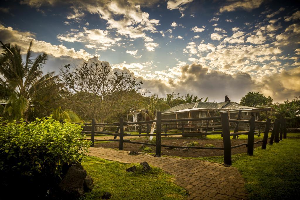 Pikera Uri Eco Lodge Hanga Roa Bagian luar foto