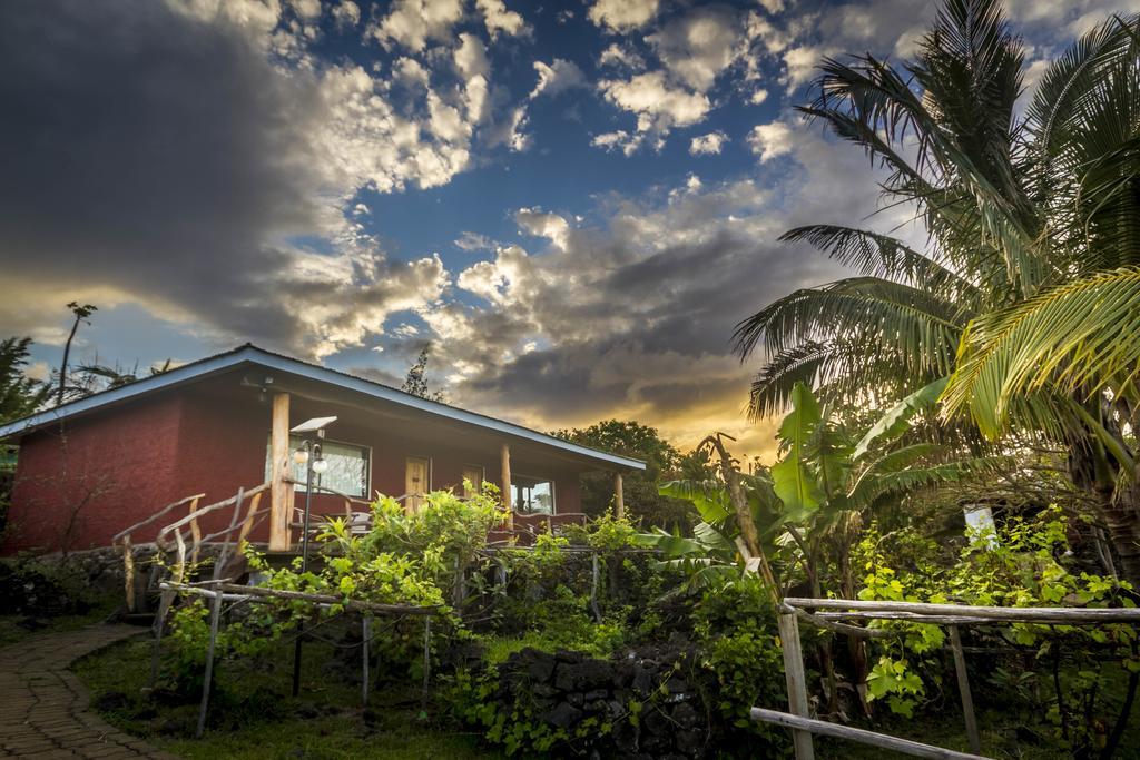 Pikera Uri Eco Lodge Hanga Roa Bagian luar foto